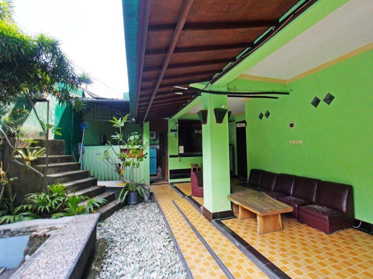 Oyo 91564 Ayodya Guest House Mataram Exterior foto